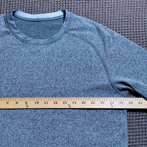 Lululemon Get Outside Get Sweaty Heathered Gray Long‑Sleeve Shirt M - Picture 3 of 5